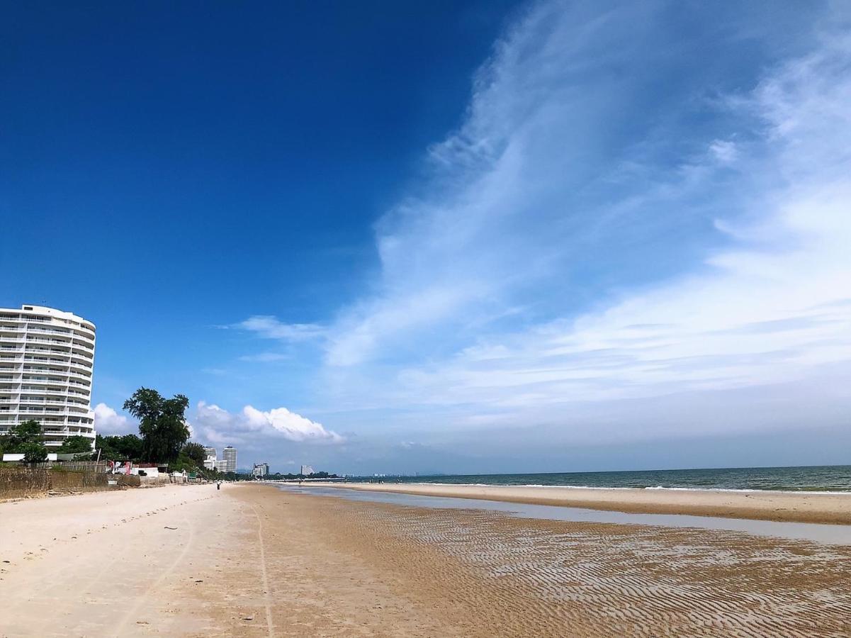 Apartment Lahabana Condo: Highest Floor With Night Market Proximity Hua Hin